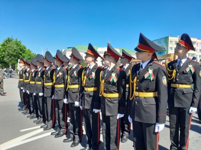 Говорит и показывает Добруш! Торжественным шествием стартовали праздничные мероприятия в День Победы