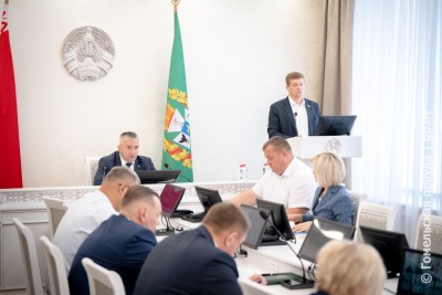 В облисполкоме прошло совещание по вопросам организации полевых работ
