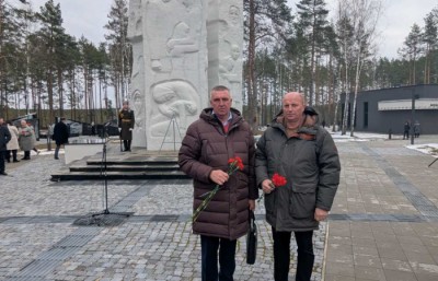 Добрушане приняли участие в митинге-реквиеме в мемориальном комплексе Озаричи